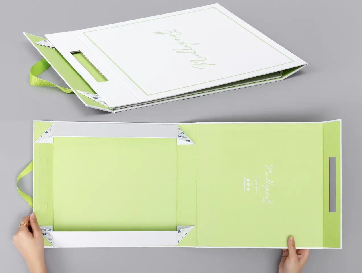 Collapsible and non-collapsible styles